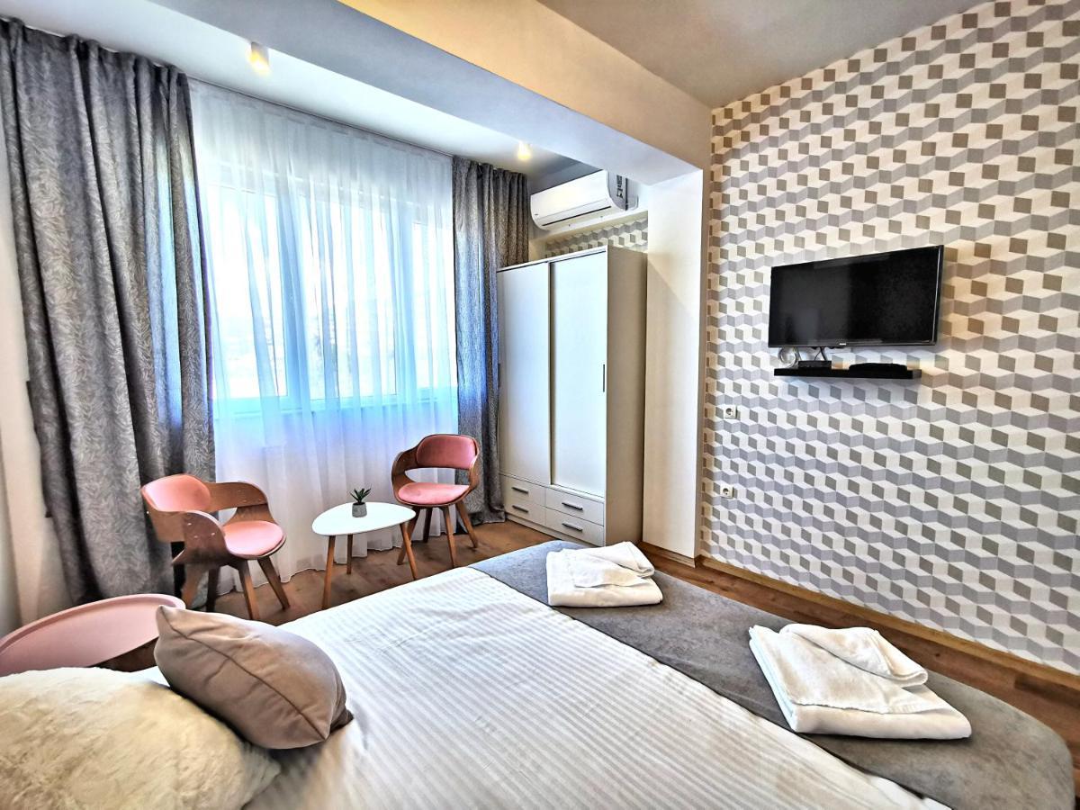 Guest rooms Denicija Skopje Buitenkant foto