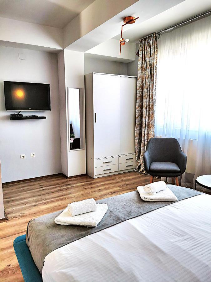 Guest rooms Denicija Skopje Buitenkant foto