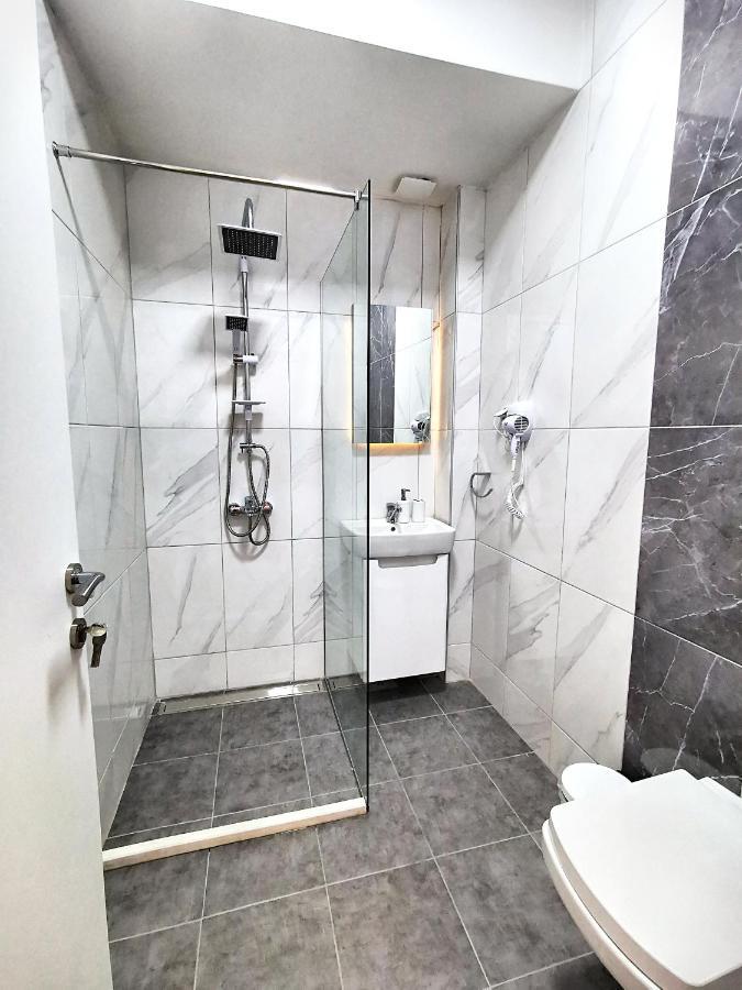 Guest rooms Denicija Skopje Buitenkant foto